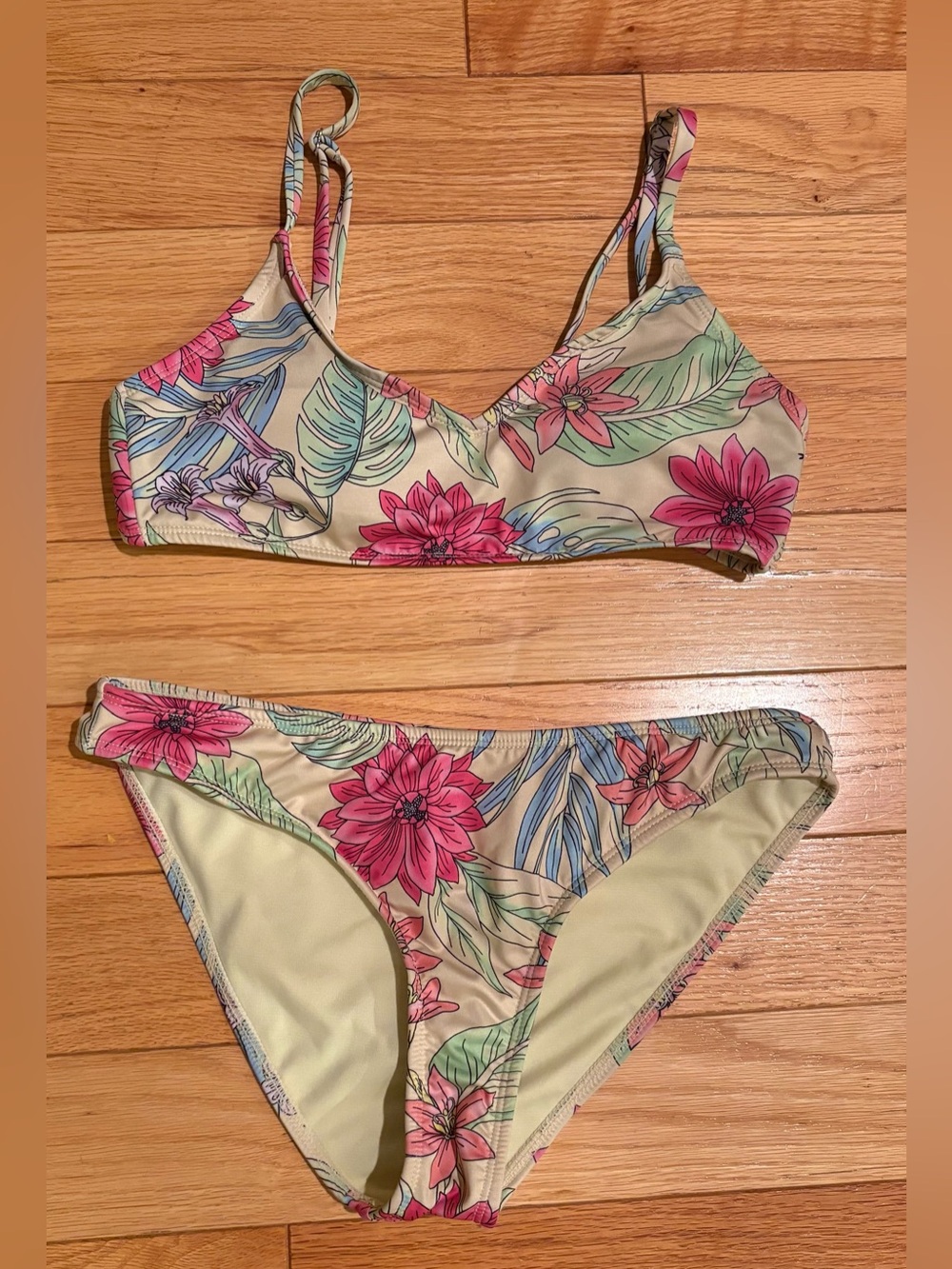 Hurley Womens VNeck Swimsuit Bikini Multicolor Size M Tropical Resort Floral